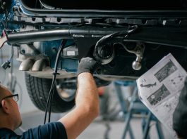 Erstausrüster-Know-how als Mehrwert für Werkstatt und Autofahrer: mit der vollelektrisch schwenkbaren Anhängerkupplung ORIS_E3