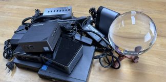 Elektronikteile und deine Glaskugel